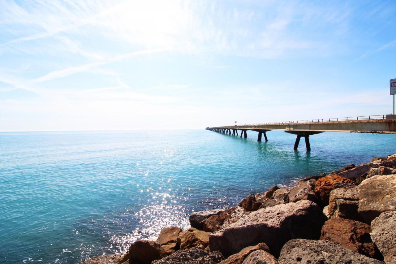 Global Properties, Estudio Para Parejas En La Playa Del Sagunto Kültér fotó